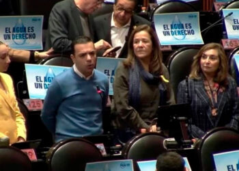 Debaten diputados Ley de Aguas